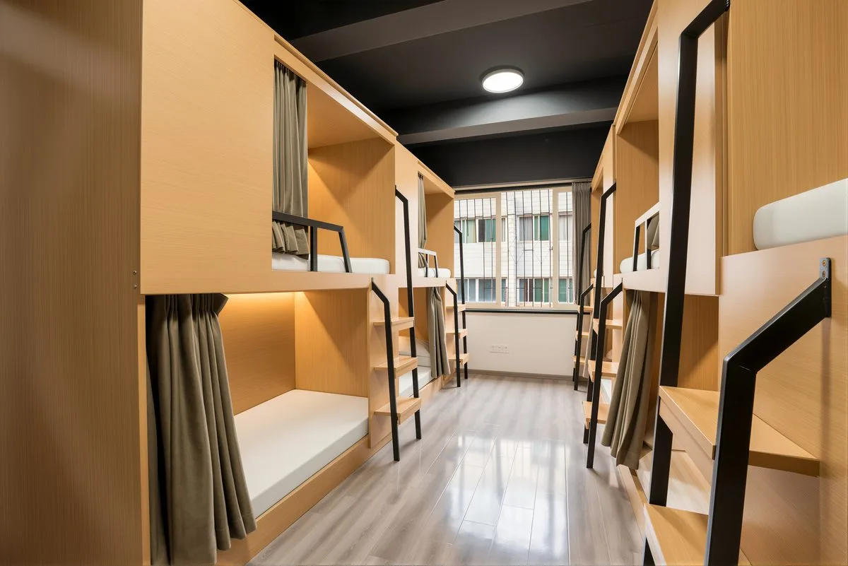 Jushe Station Amenities
